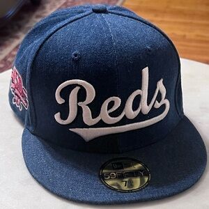 Cincinnati Reds New Era Fitted Cap size 7 1/4 New with tags